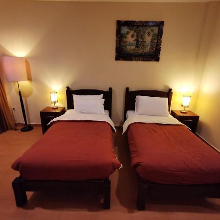 Dalia Budget Hotel Senggigi Exterior foto