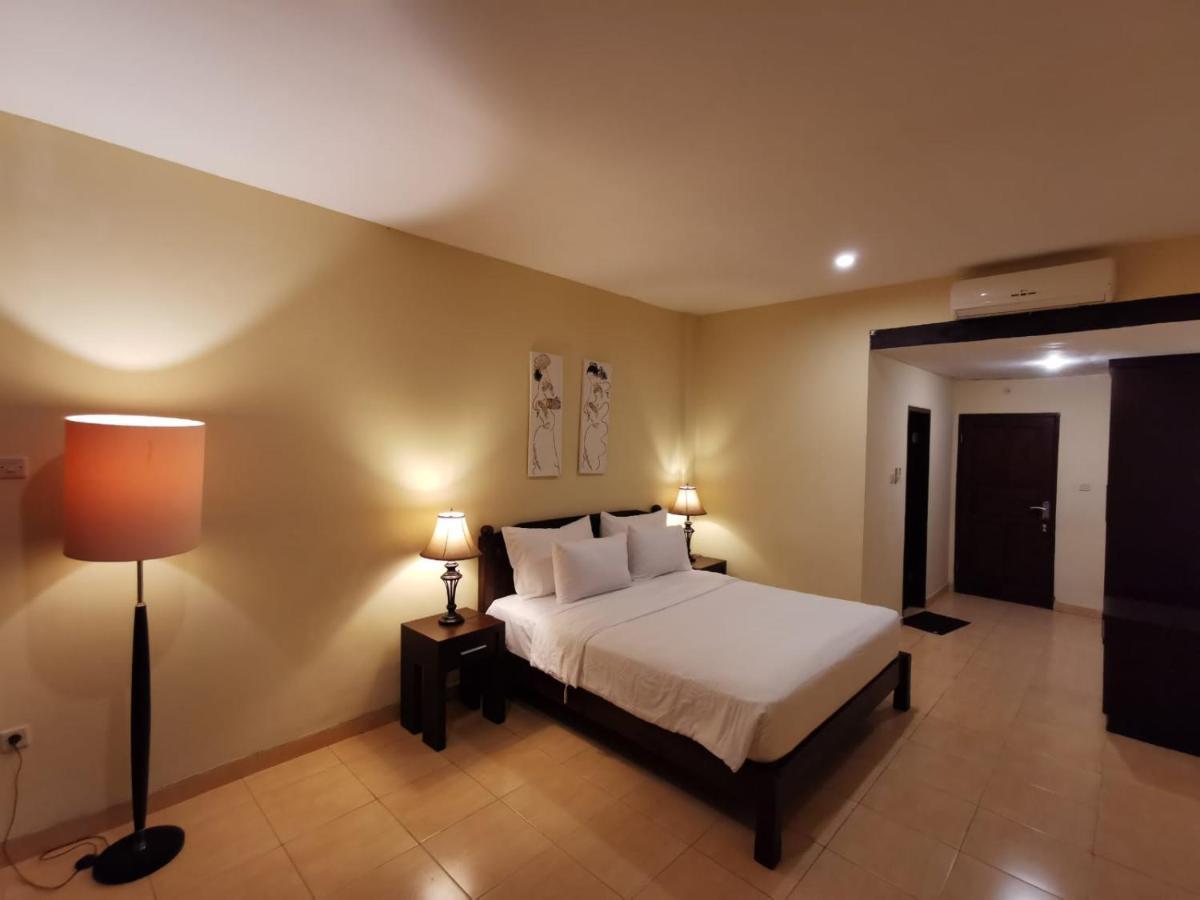 Dalia Budget Hotel Senggigi Exterior foto